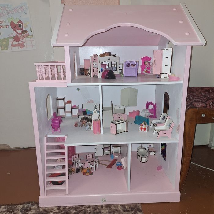 Пррдам кукольный домик