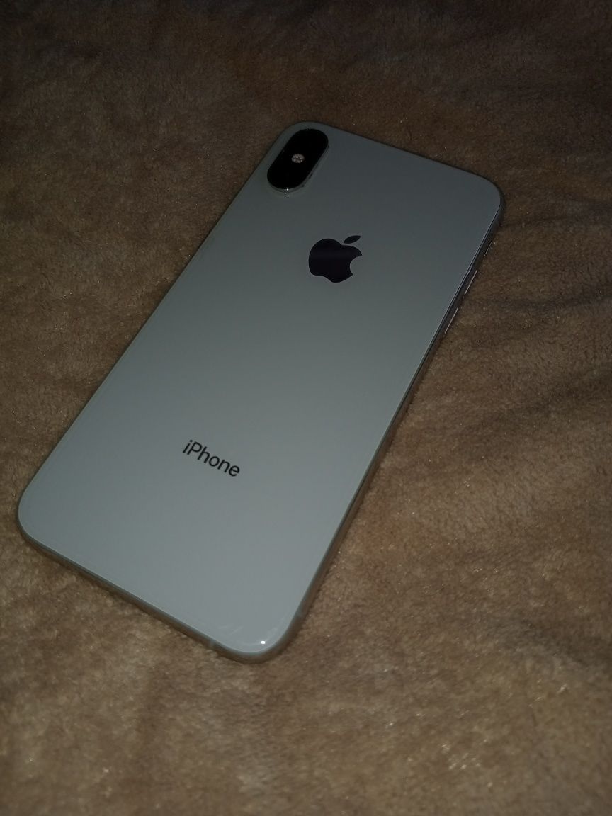 Apple iPhone Xs 64 ГБ Б/У (Silver) Відмінний стан