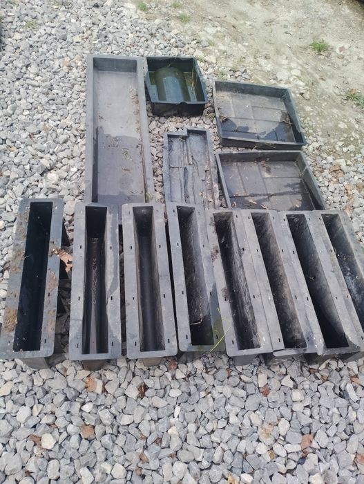 Krawężniki obrzeża formy