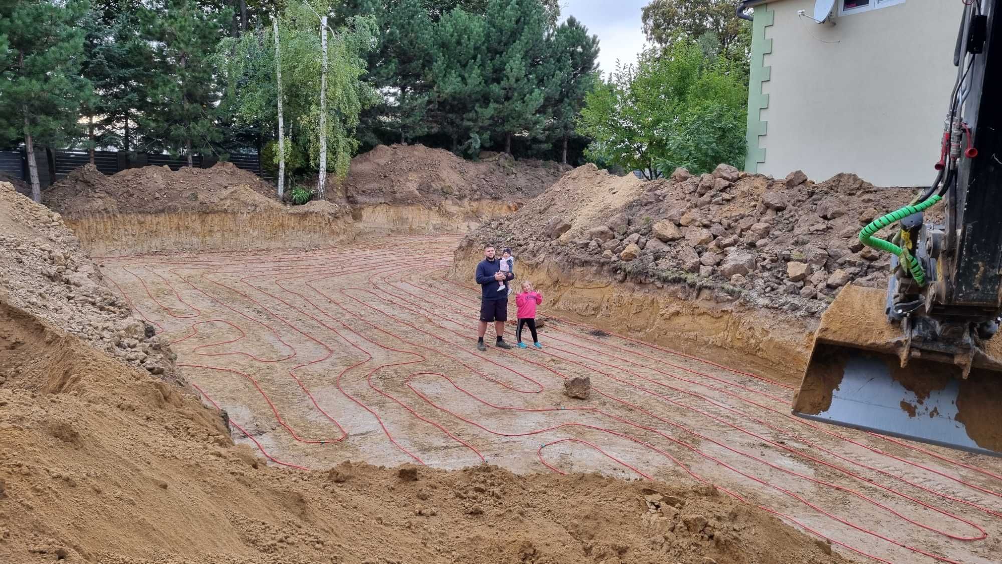 Roboty ziemne,przyłącza,rozbiórki