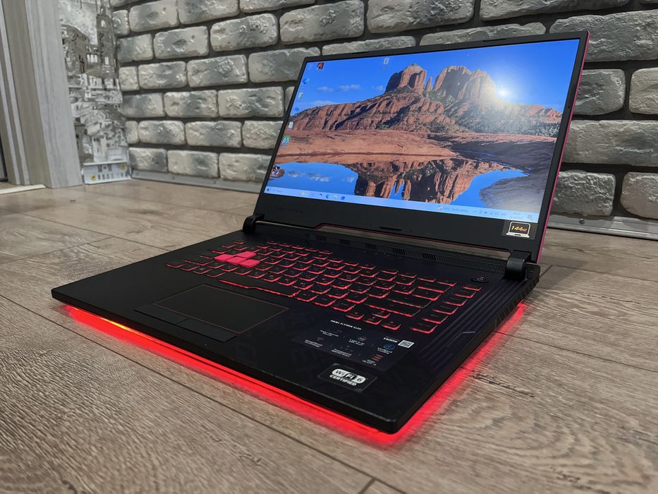 Asus ROG 15.6 144Hz/ I5 10300Н/16/SSD/GTX1650Ti