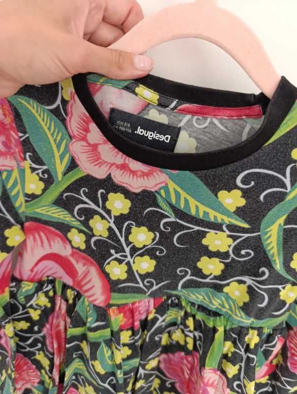Sukienka desigual 110/116