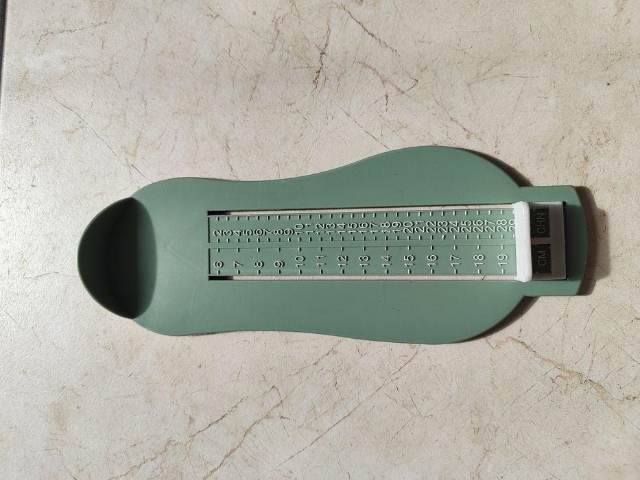 Лінійка для вимірювання стопи