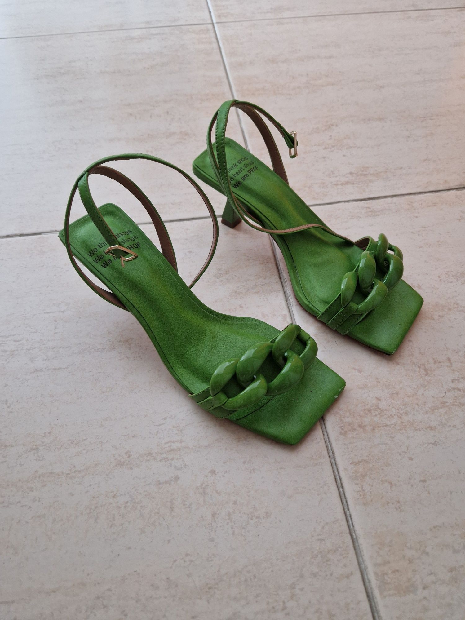 Sandalias  verdes