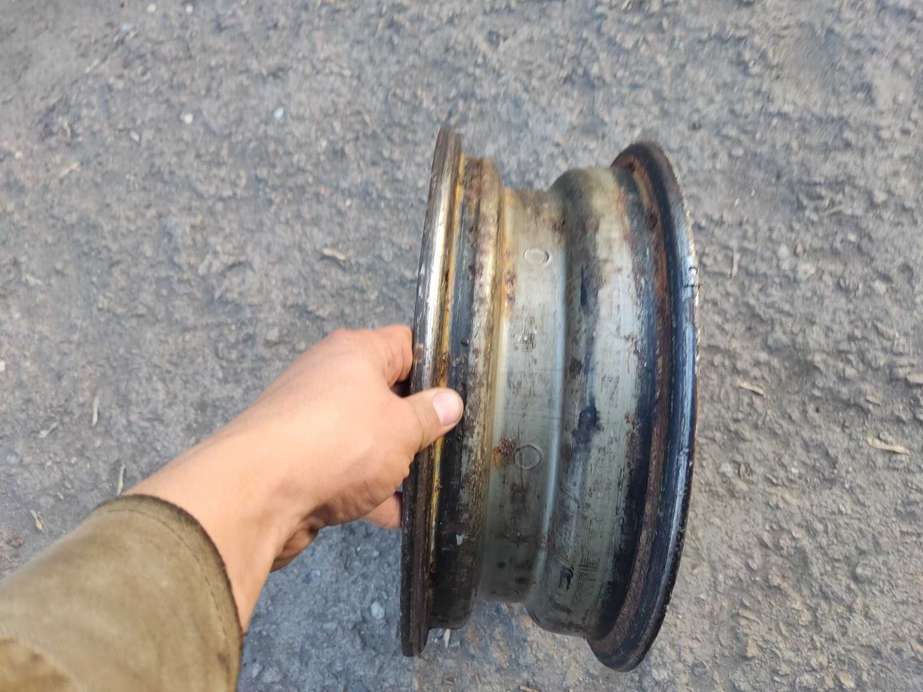 Диск колеса Москвич