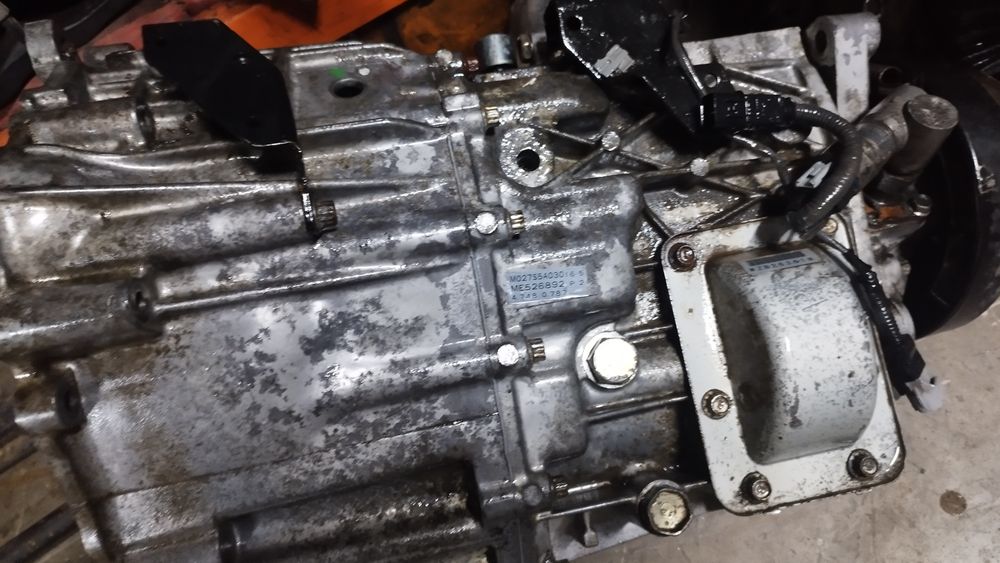 Caixa velocidades Mitsubishi MO 27