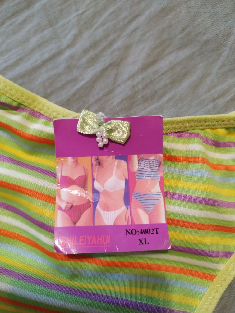 Nowe majtki stringi zielone w paski XL