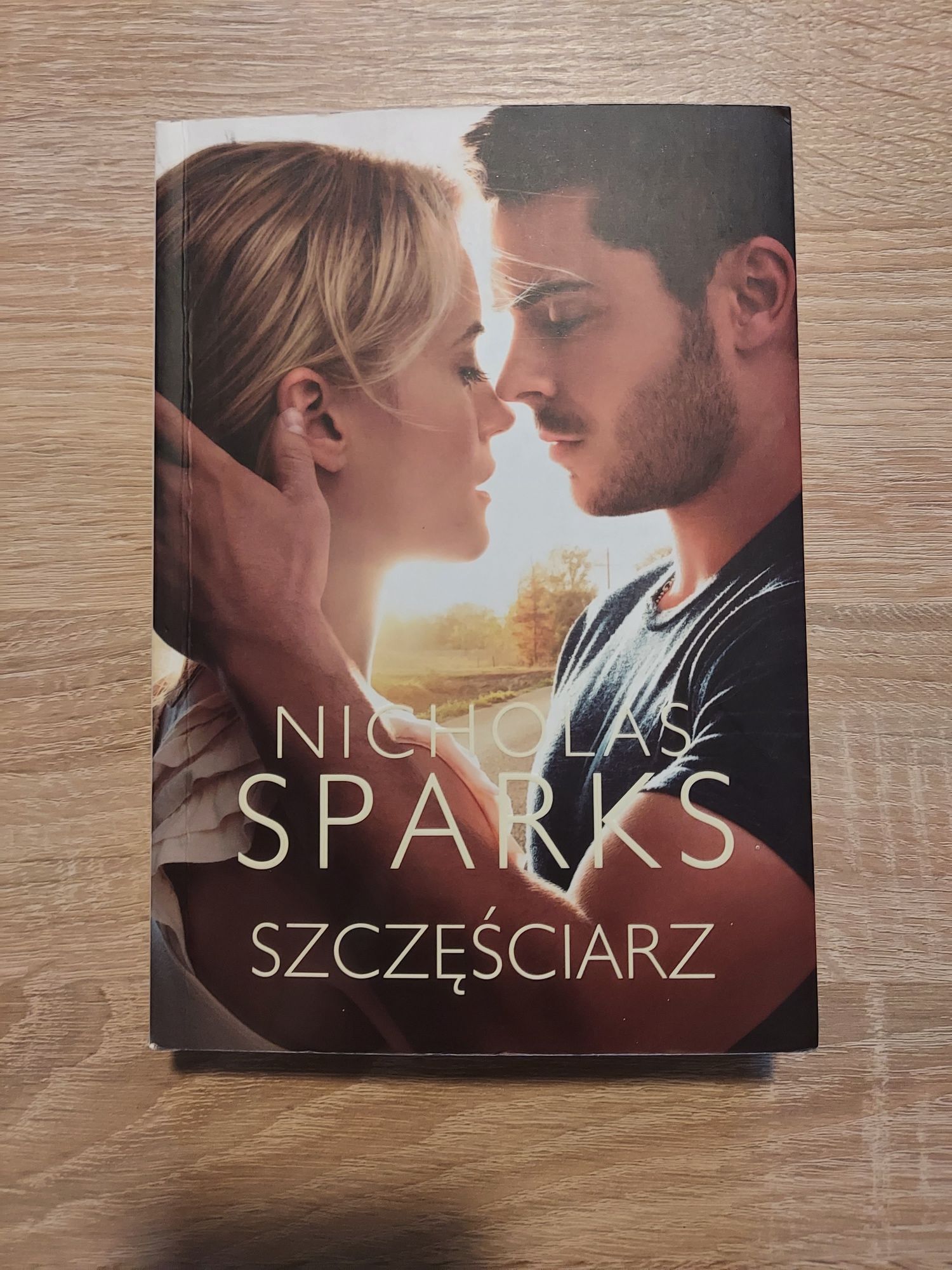 Książka "Szczęściarz" Nikolas Sparks i "Chemik" Stephanie Meyer