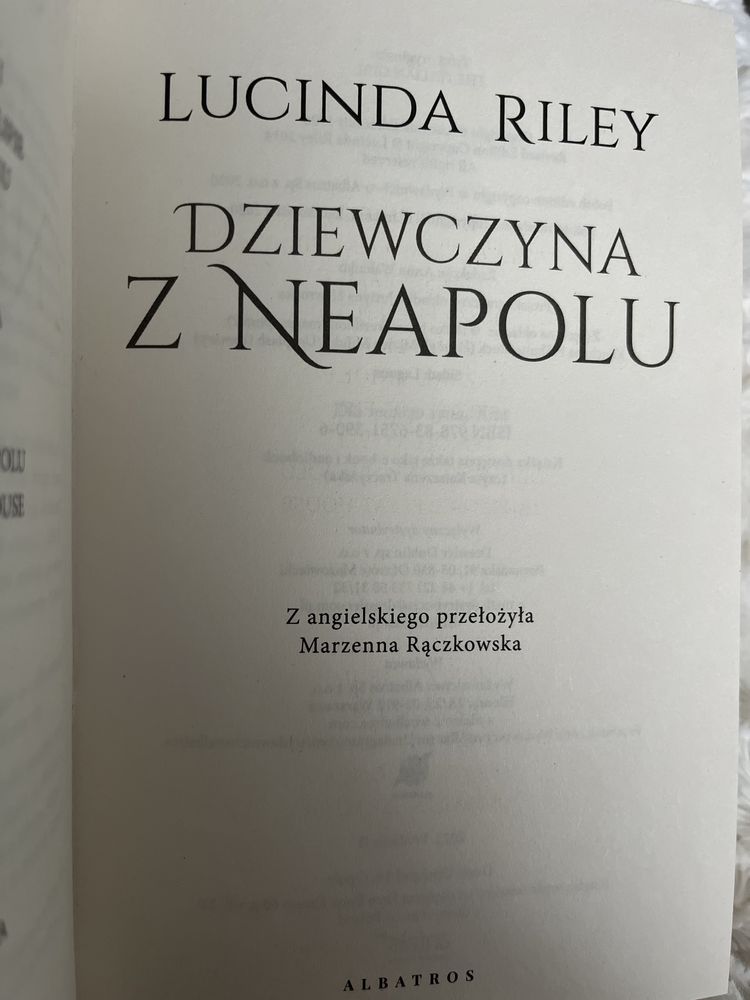 Książka Lucindy Riley „Dziewczyna z Neapolu”