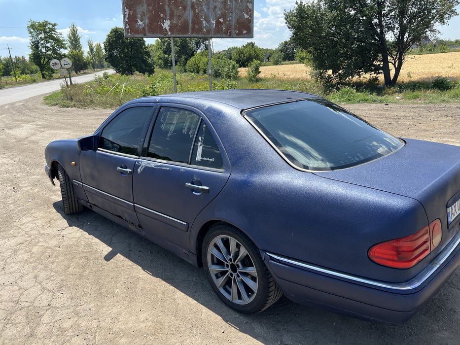 Продам мерседес w210
