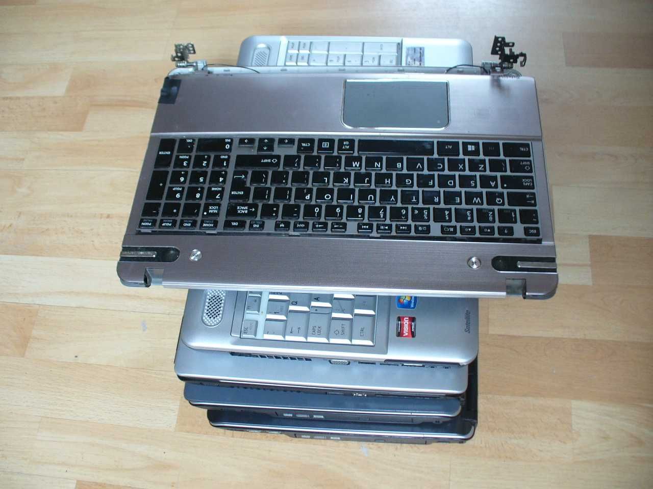 Laptopy (niesprawne), części używane