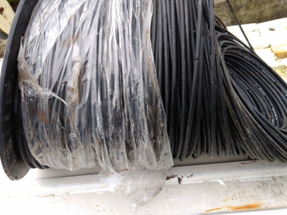 Bobine de fibra óptica MFO G-657 A2 com 500 metros