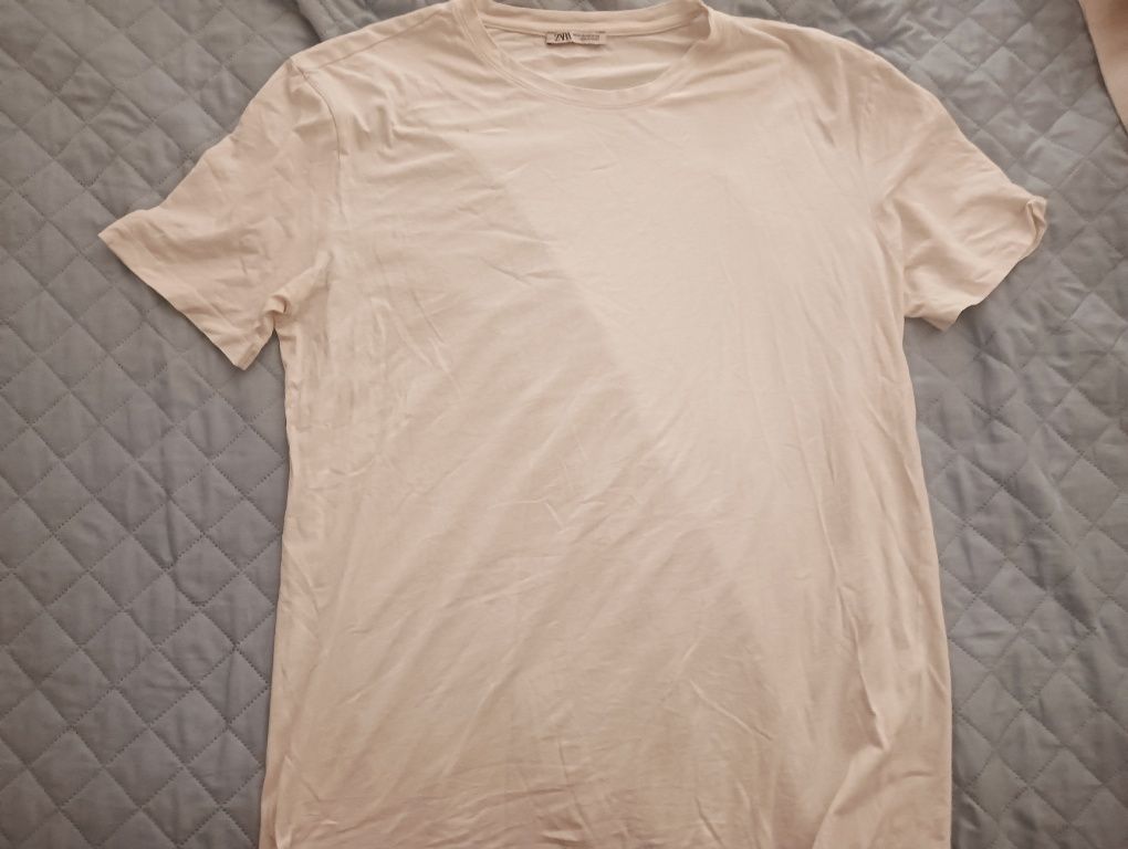 T-shirt branca básica