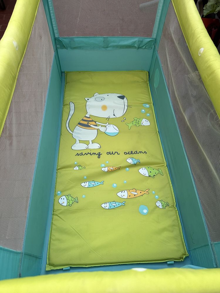 Cama Viagem  bebé em bom estado