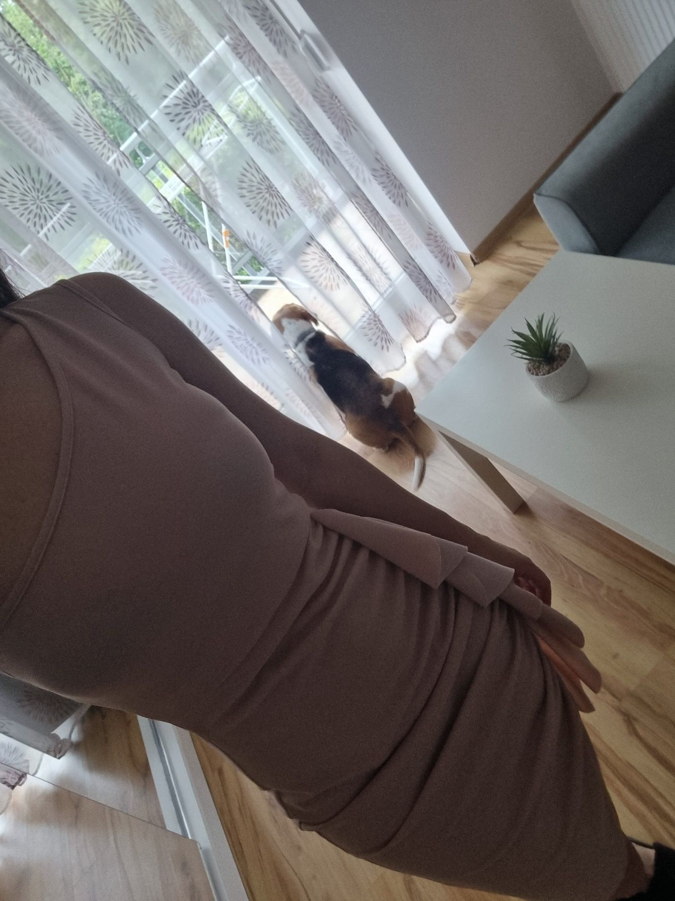 Beżowa elegancka sukienka na jedno ramię, sukienka na wesele r. S