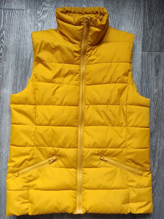 Продам жилет женский