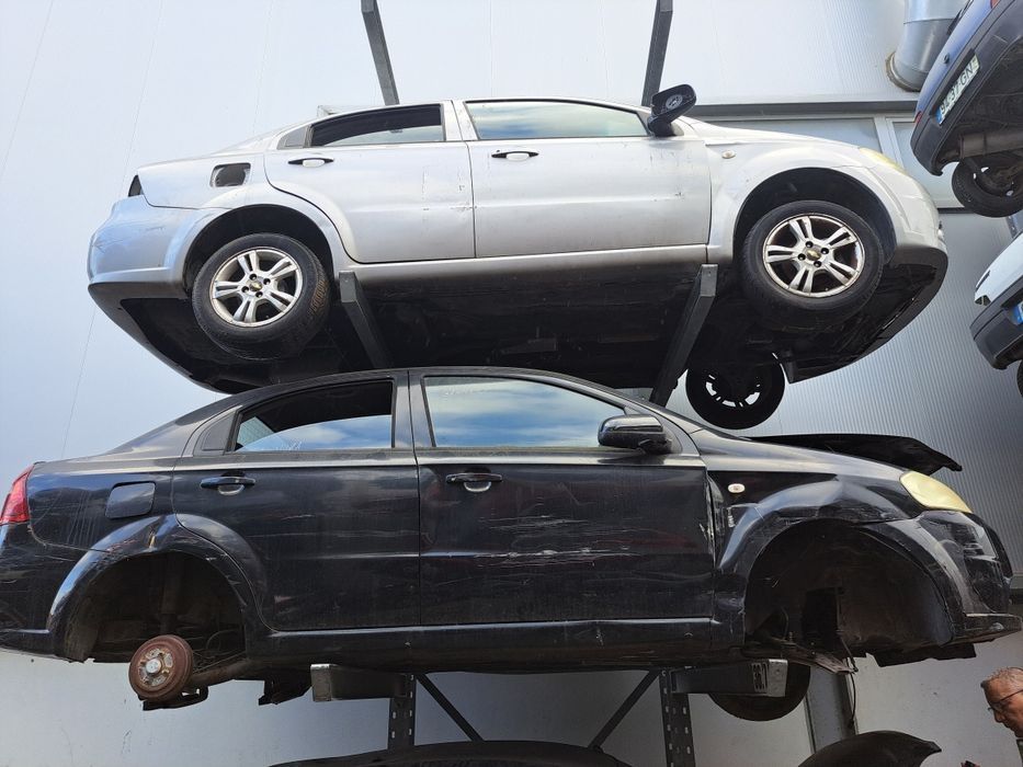 Chevrolet Aveo 2009 todas as peças destas viaturas