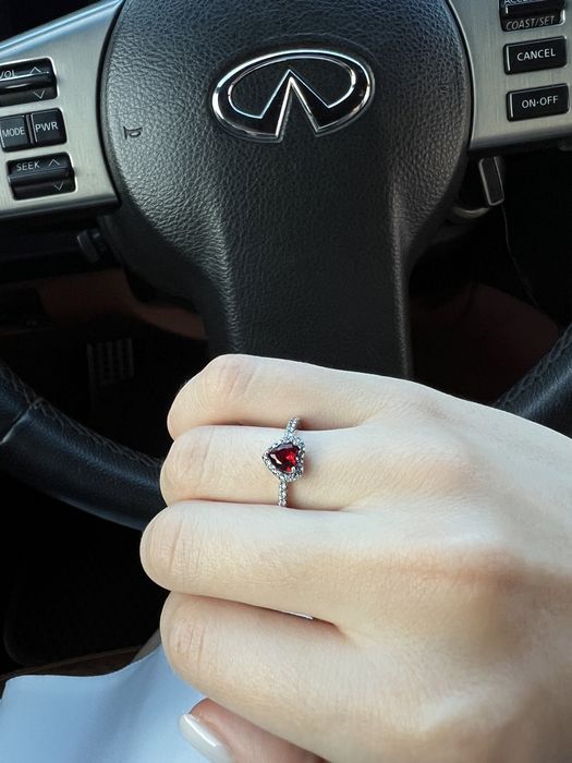 Кільце Пандора срібло s925 «Червоне серце» з біркою