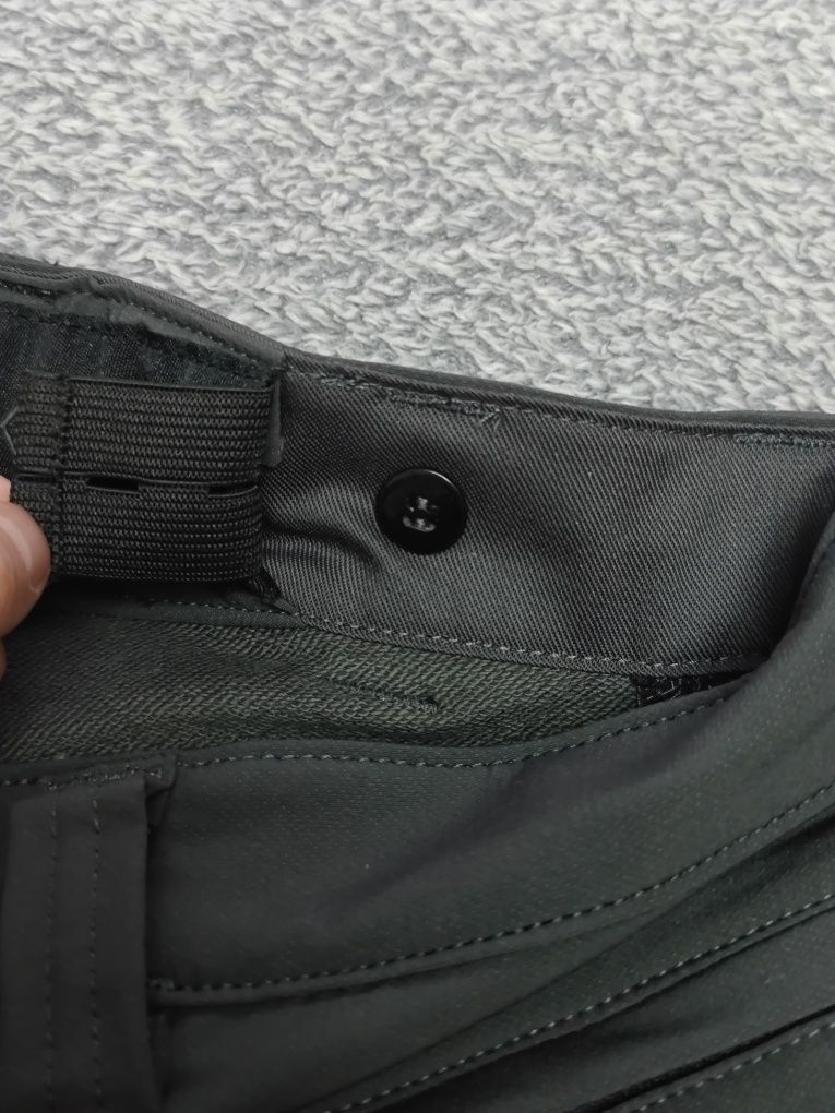 Робочі штани Dassy Matrix stretch work trousers
оригінал