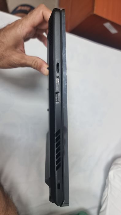 Asus Zephyrus M16 Intel i9 13th, Nvme 2TB, 48GB Memory, RTX 4070