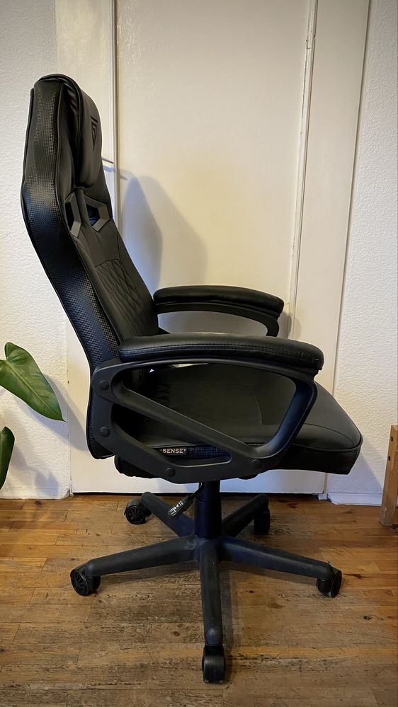 Fotel ergonomiczngamingowy SENSE7 knight czarny