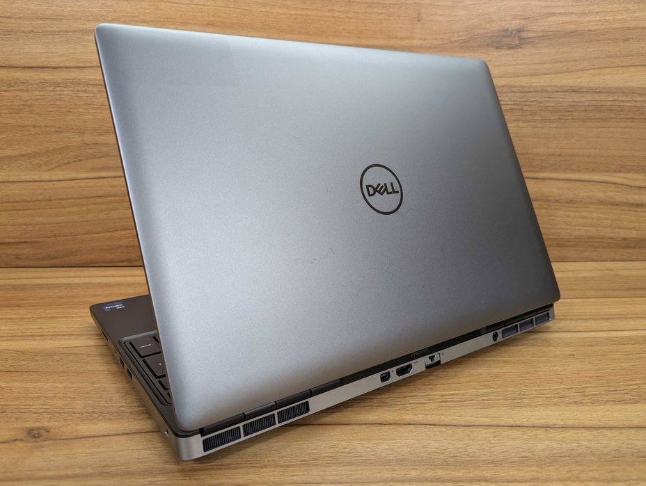 3556/Dell Precision 7560/15,6"/W-11855M/1TB SSD/RAM 48GB/RTX A4000 8GB