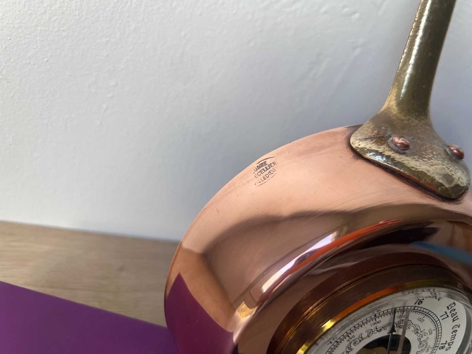 Барометр у вигляді мідної сковорідки. Клеймо. Винтаж Франція