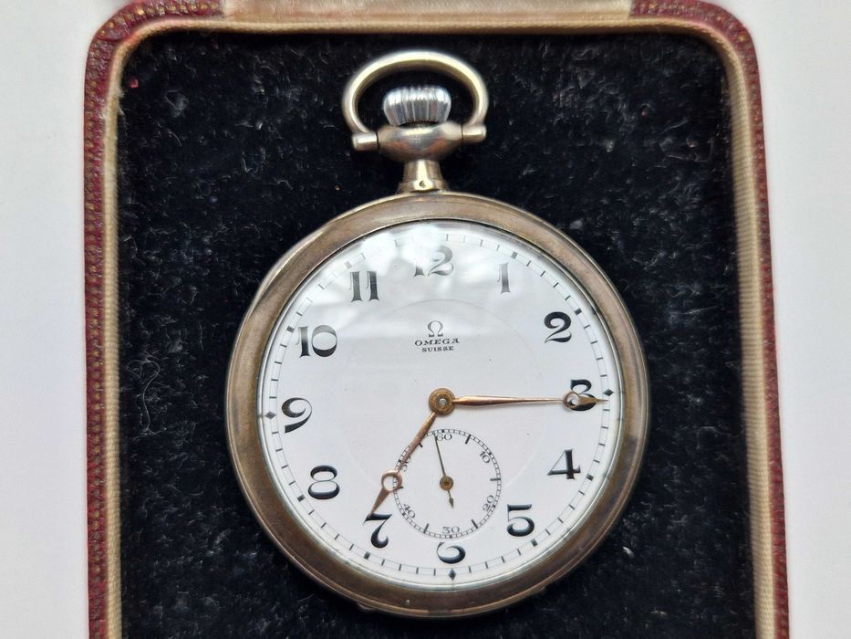 Zabytkowy zegarek kieszonkowy Omega Suisee