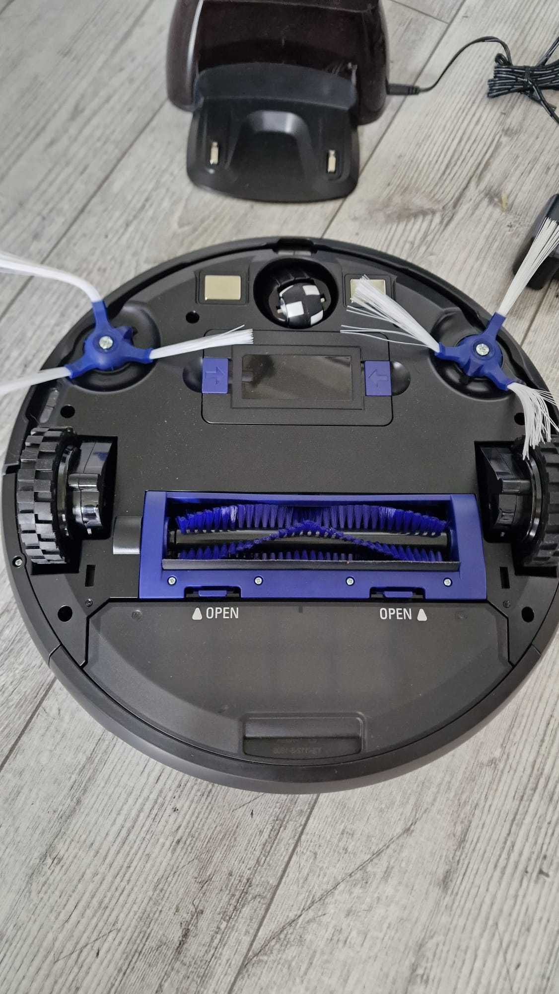 Rowenta X-Plorer Serie 20 robot odkurzający, odkurza i myje podłogi