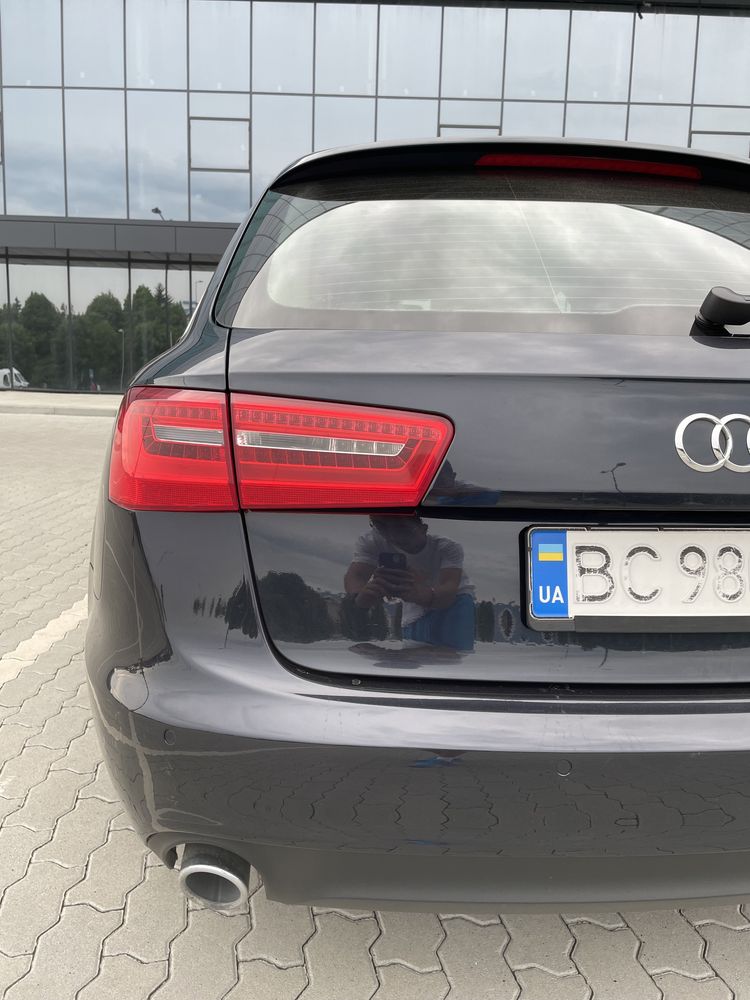 AUDI A6 2014 року