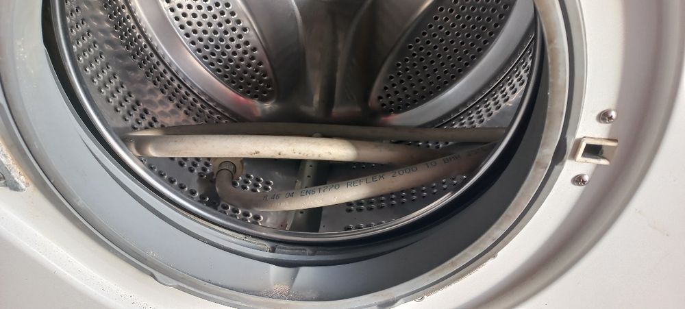 Продам LG пральну машину . Прямий привод. Гарний стан.