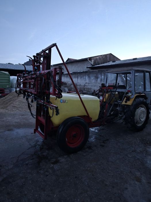 Opryskiwacz bury 1000L  15m