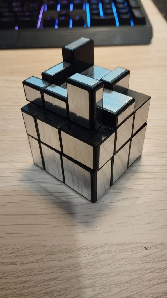 Diversos Cubos Rubik