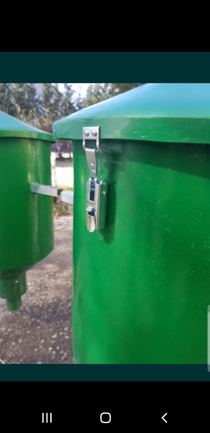 Sprzedam karmnik ,paśnik dla ryb na stawy