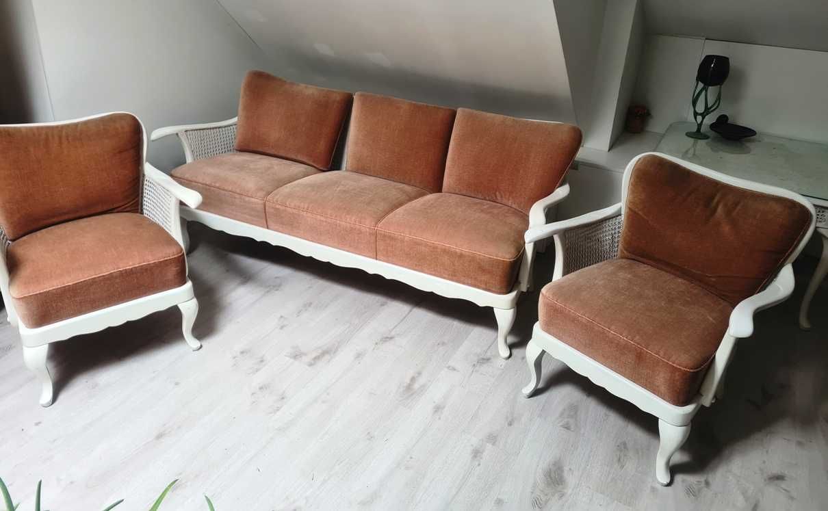 Zabytkowa Sofa z dwoma  fotelami