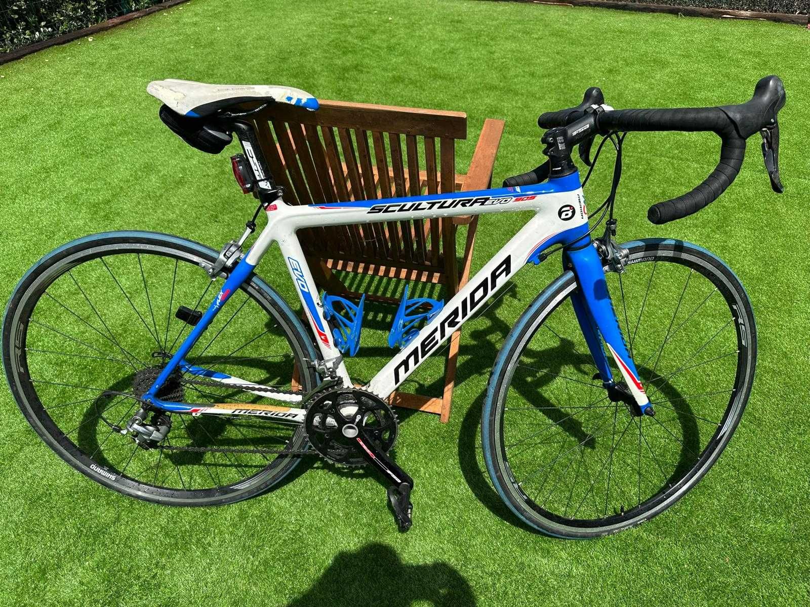 Bicicleta estrada carbono MERIDA