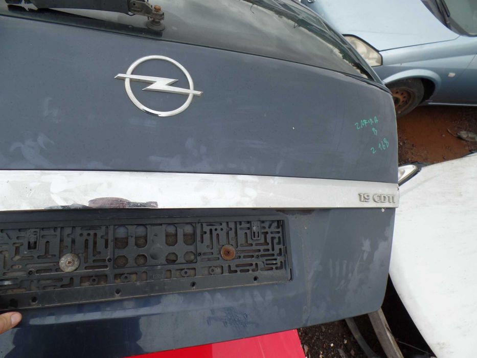 Paz5 Klapa tylna bagażnika opel zafira B z168 wysyłka części
