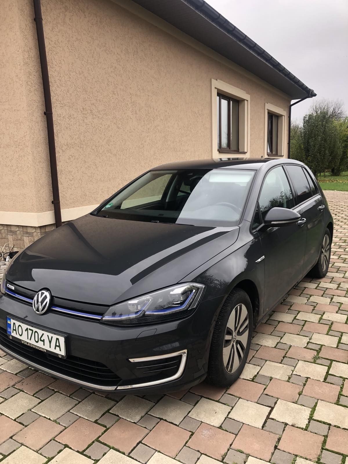 Volkswagen e-Golf 2020 рік