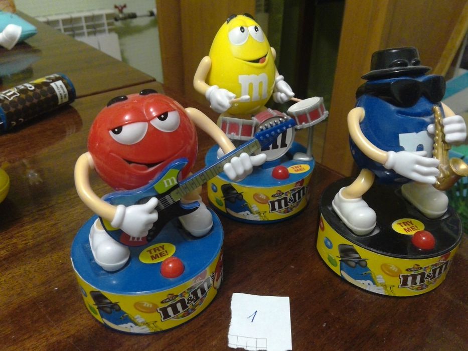 Дитячі іграшки.Для колекції.