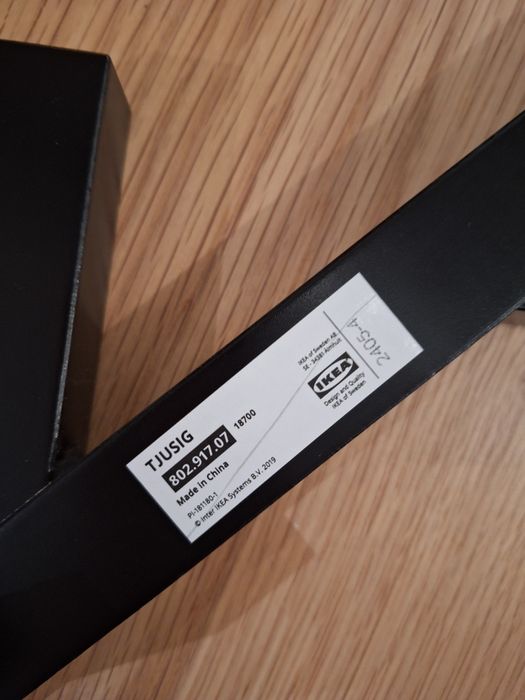 Wieszak ścienny IKEA TJUSIG czarny