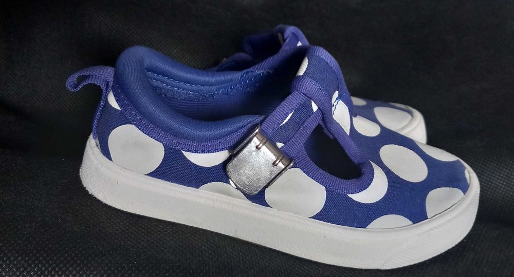 Trampeczki Clarks 25,5