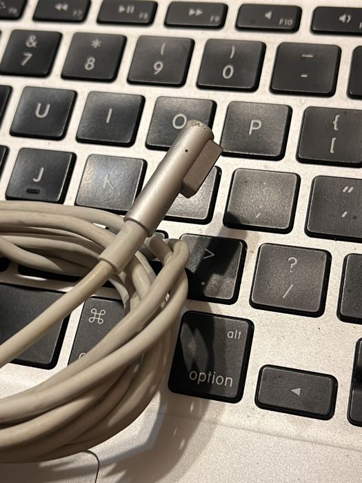 Зарядка magsafe 1 60w для MacBook  pro 2008-2011