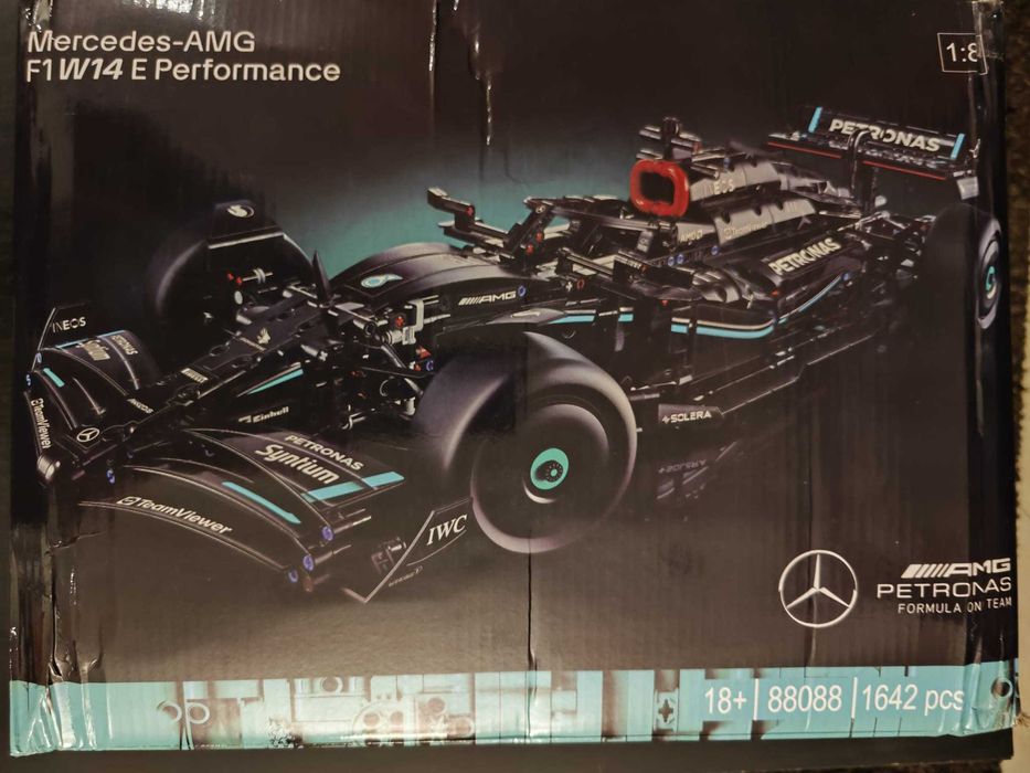 Lego F1 Mercedes W14 E Performance