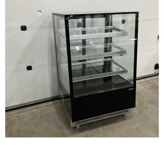 Witryna chłodnicza cukiernicza 400L – LED, wentylacja, gwarancja