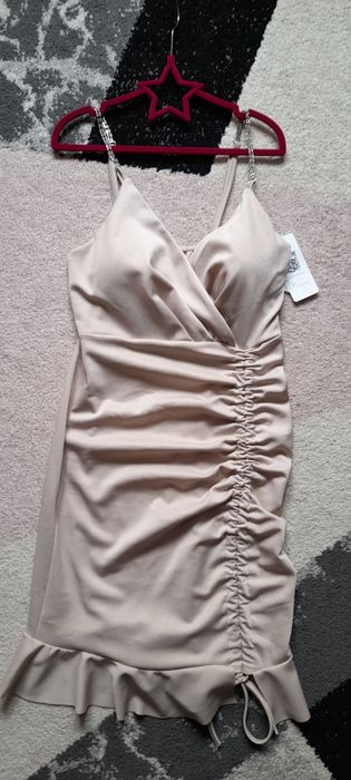 Nowa Sukienka mini ze ściągaczem