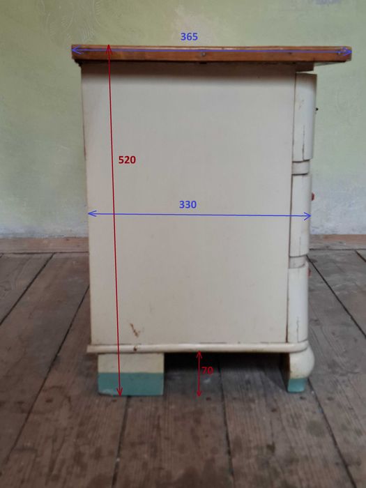 Zestaw mebli kuchennych PRL: kredens, szafka, póła wisząca