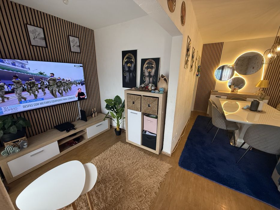 Partamento T2+1  a venda no vale da amoreira.