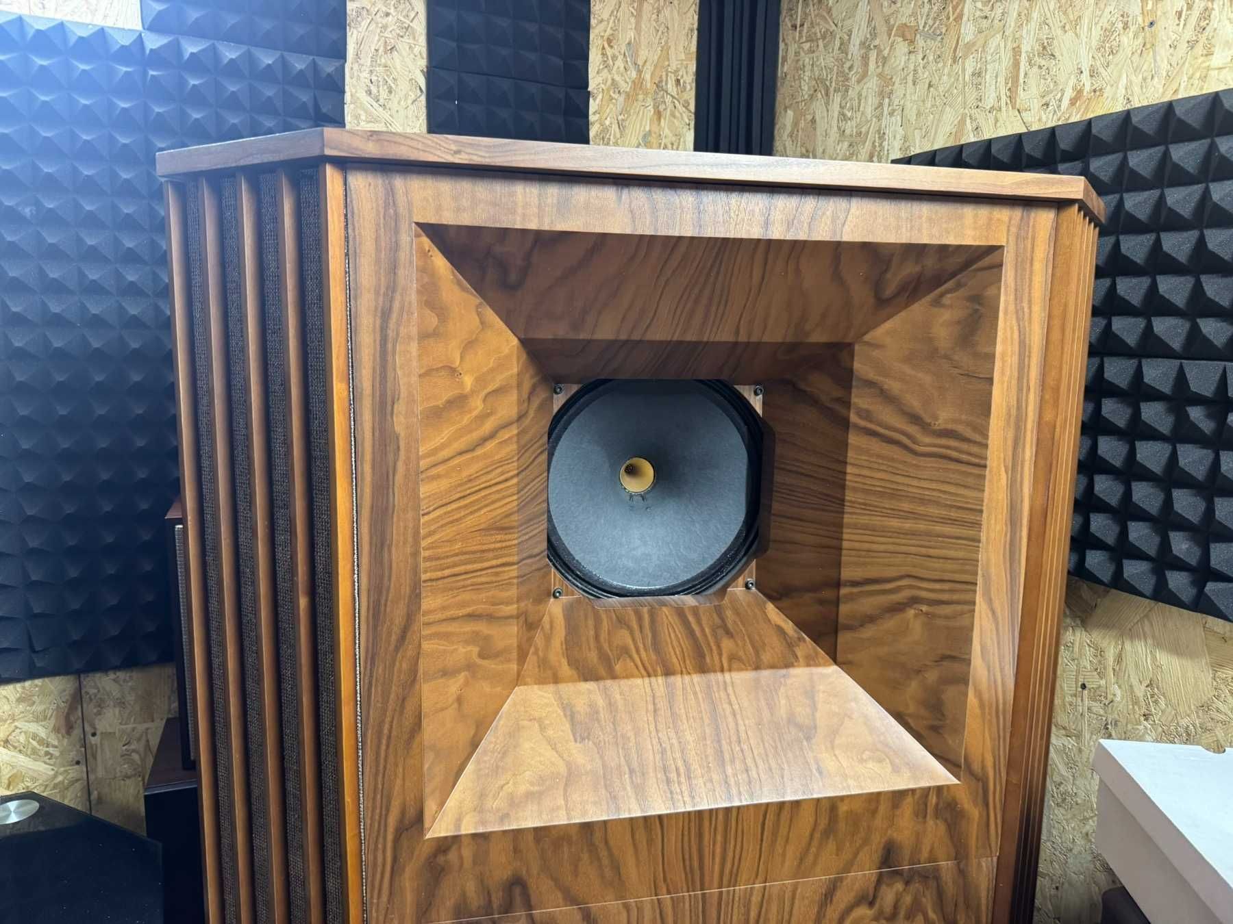 Акустичні системи TANNOY AUTOGRAPH