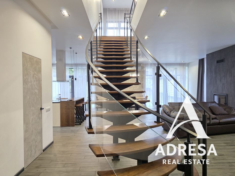 Продам дом на Гагарина центр нагорка