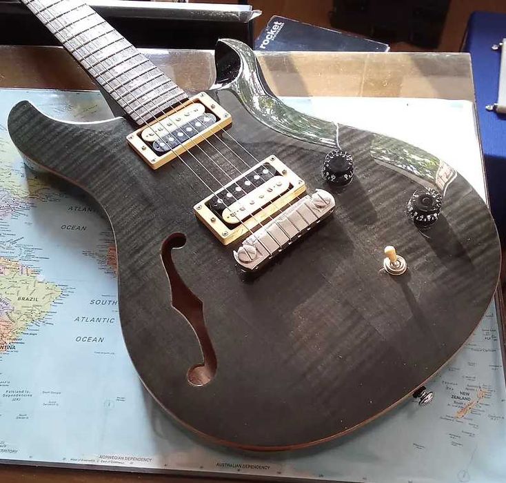 2015 PRS SE Custom 22 Semi-Hollow Korea